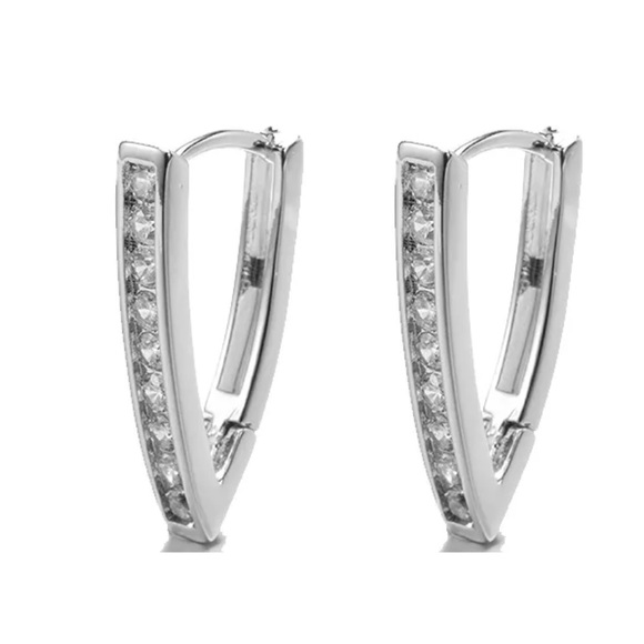 White gold plated CZ V- shaped earrings - Picture 2 of 2